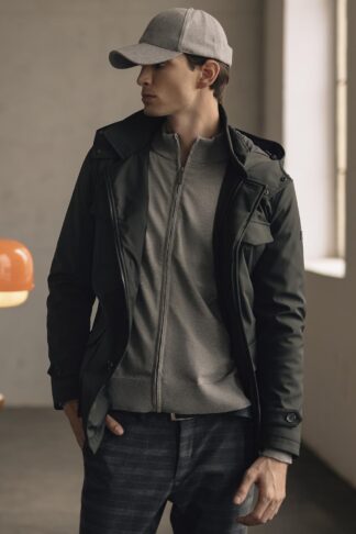 Maslinasta jakna sa kapuljačom